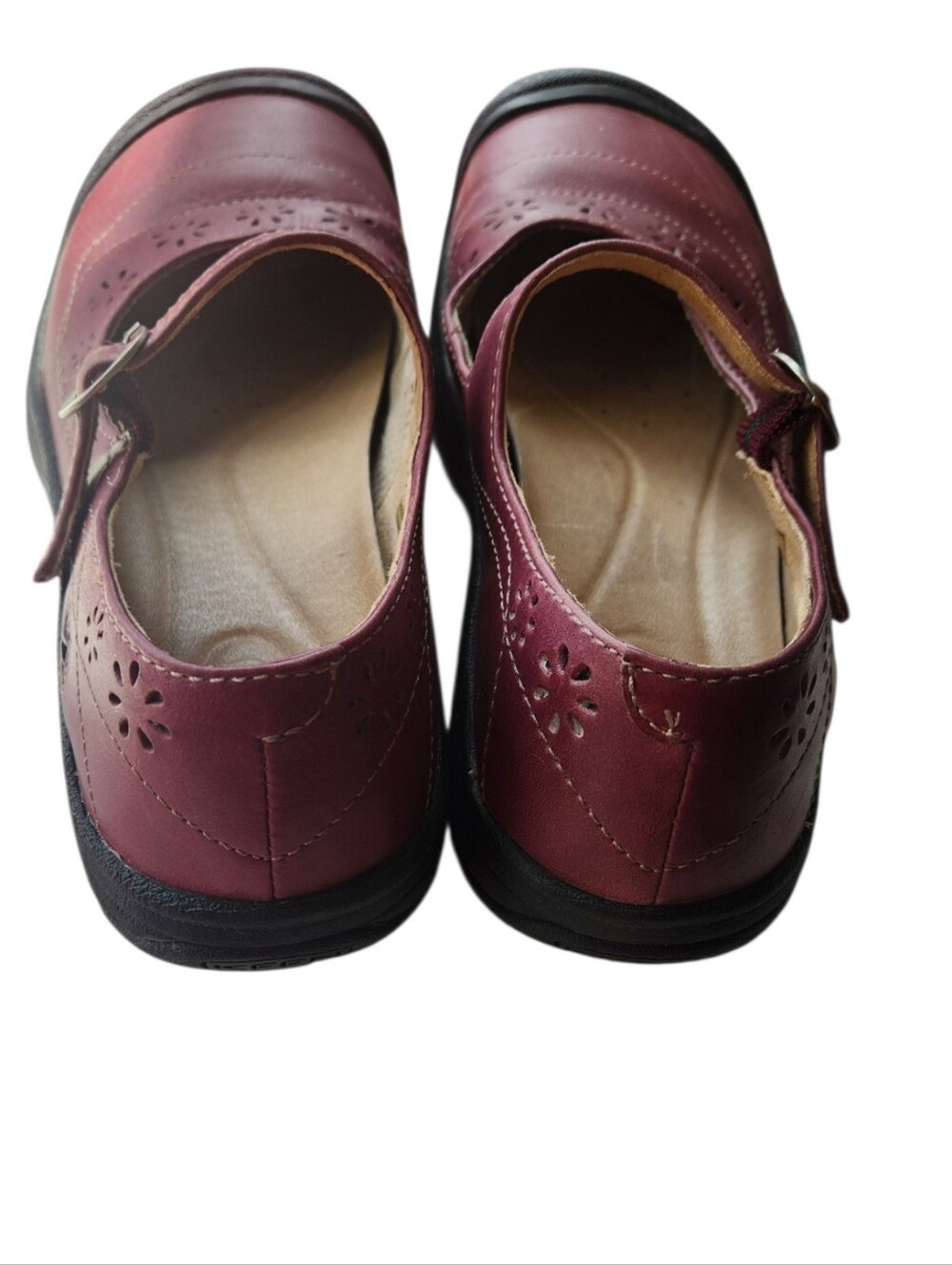 Keen Women's Mary Jane Flats in Burgundy and Black - Picture 2 of 8